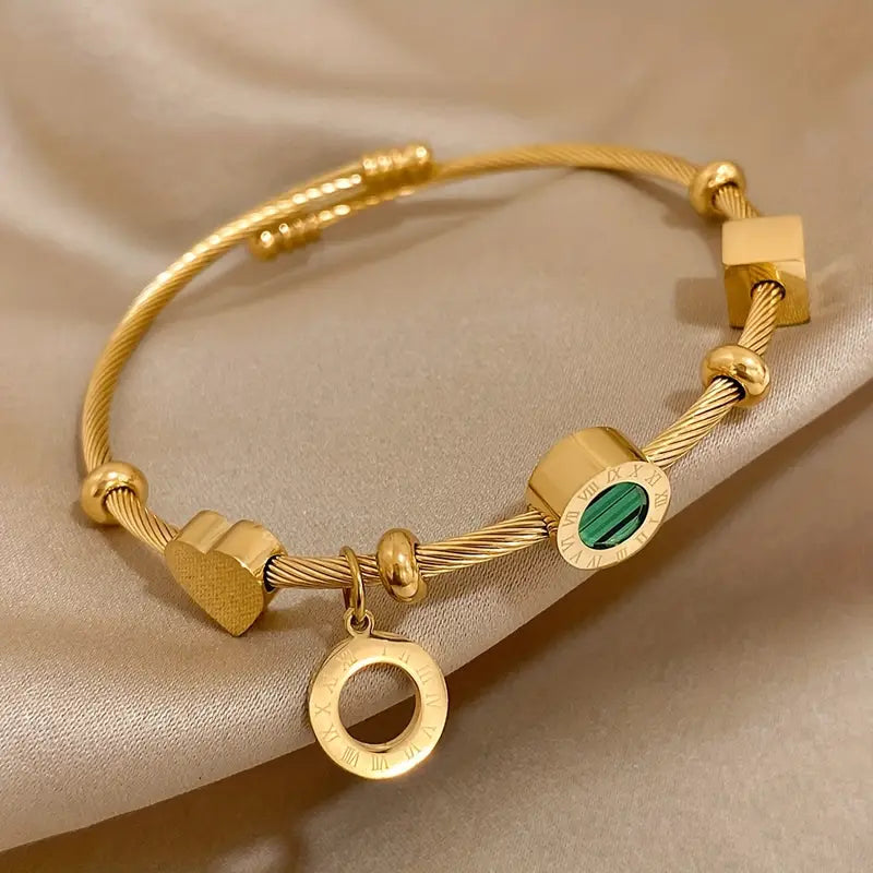 Refined Gold Bracelet with Subtle Details
