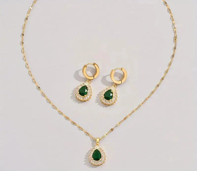 Elegant Gold Necklace with Subtle Pendants