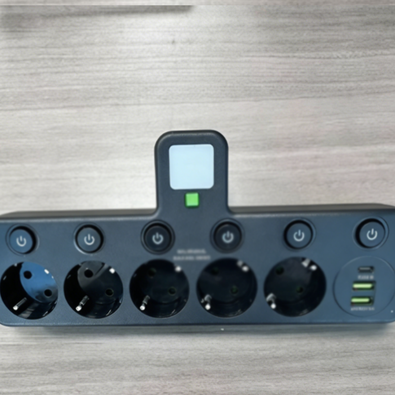Power Strip with USB and Switches | Multi-Socket Surge Protector 2500 W