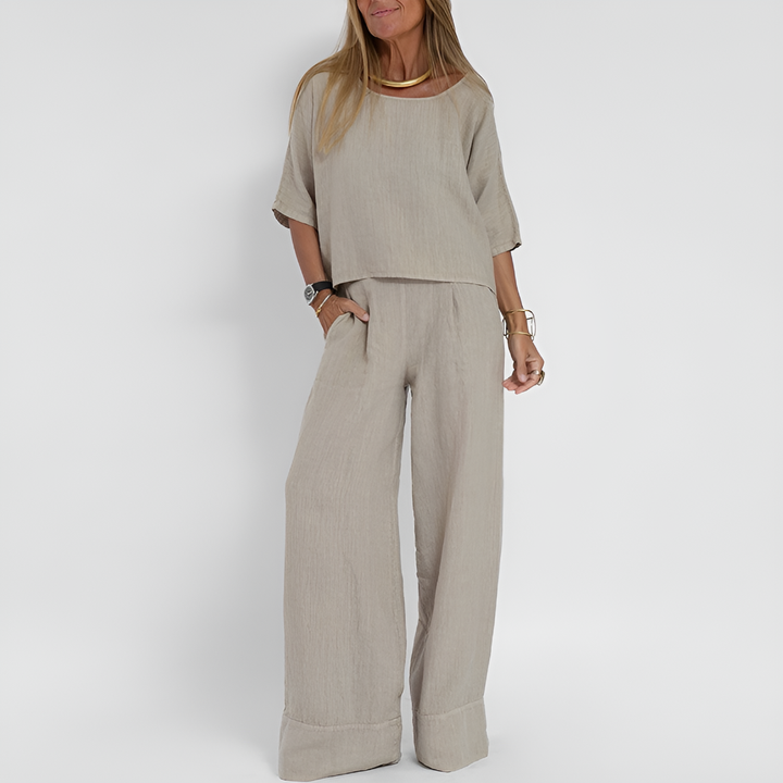Women’s Relaxed Fit Two Piece Set