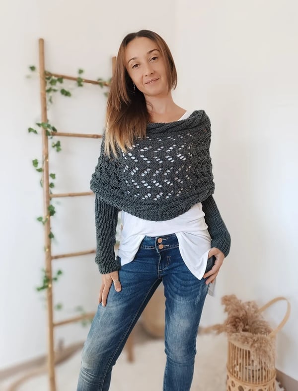 Wrap scarf with double sleeves - cozy knitted scarf with integrated sleeves