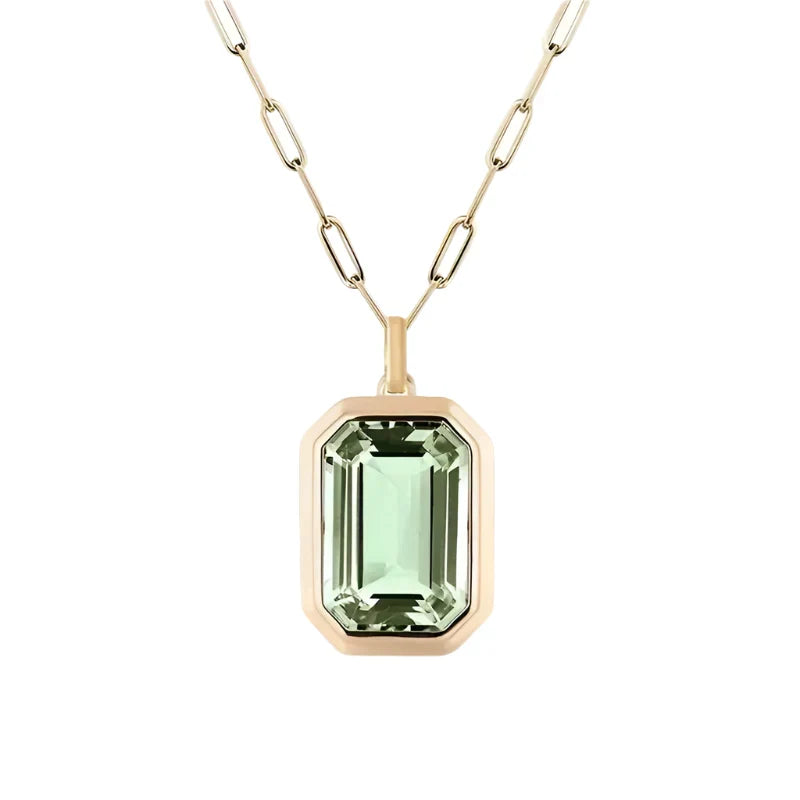 Soft gold necklace with elegant little heart