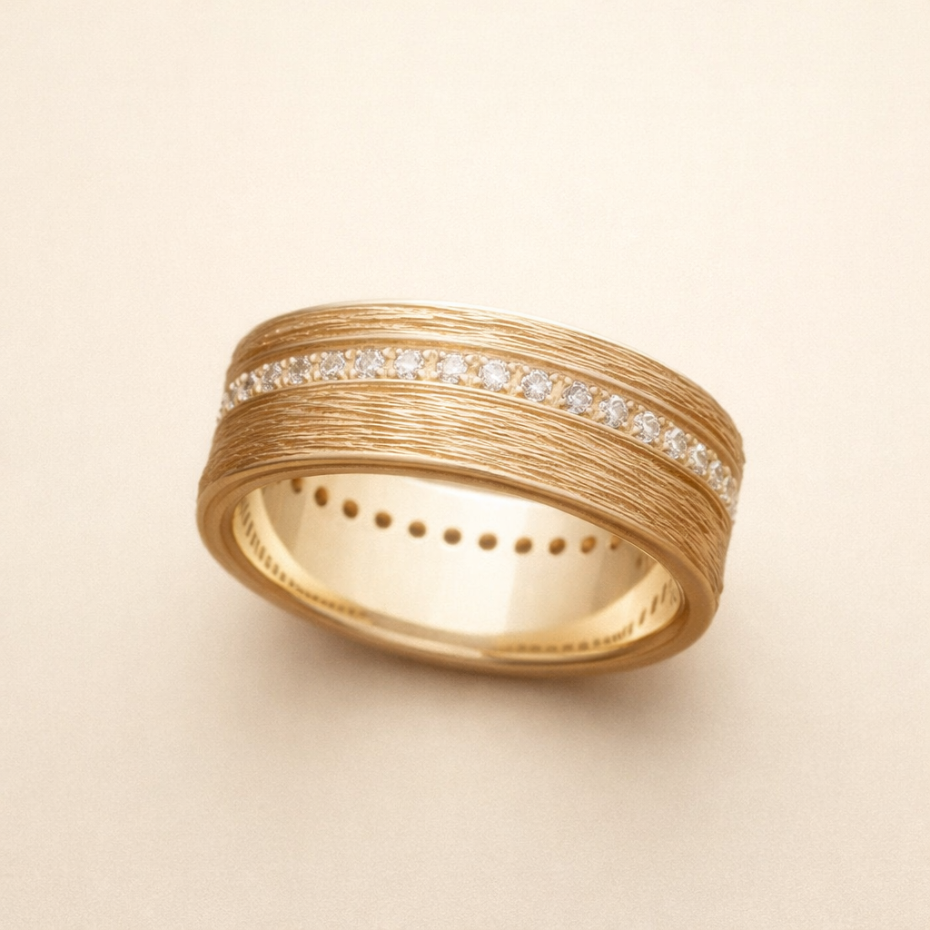 Vintage Gold Ring with Cubic Zirconia