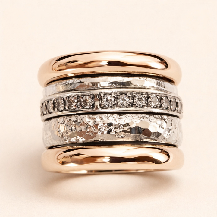 Multicolored gold ring