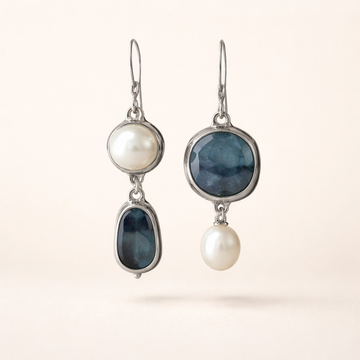 Retro blue pearl earrings
