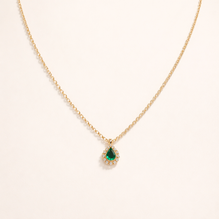 Elegant Gold Bracelet with Refined Design