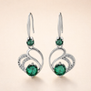 Elegant White Gold Earrings with Refined Details