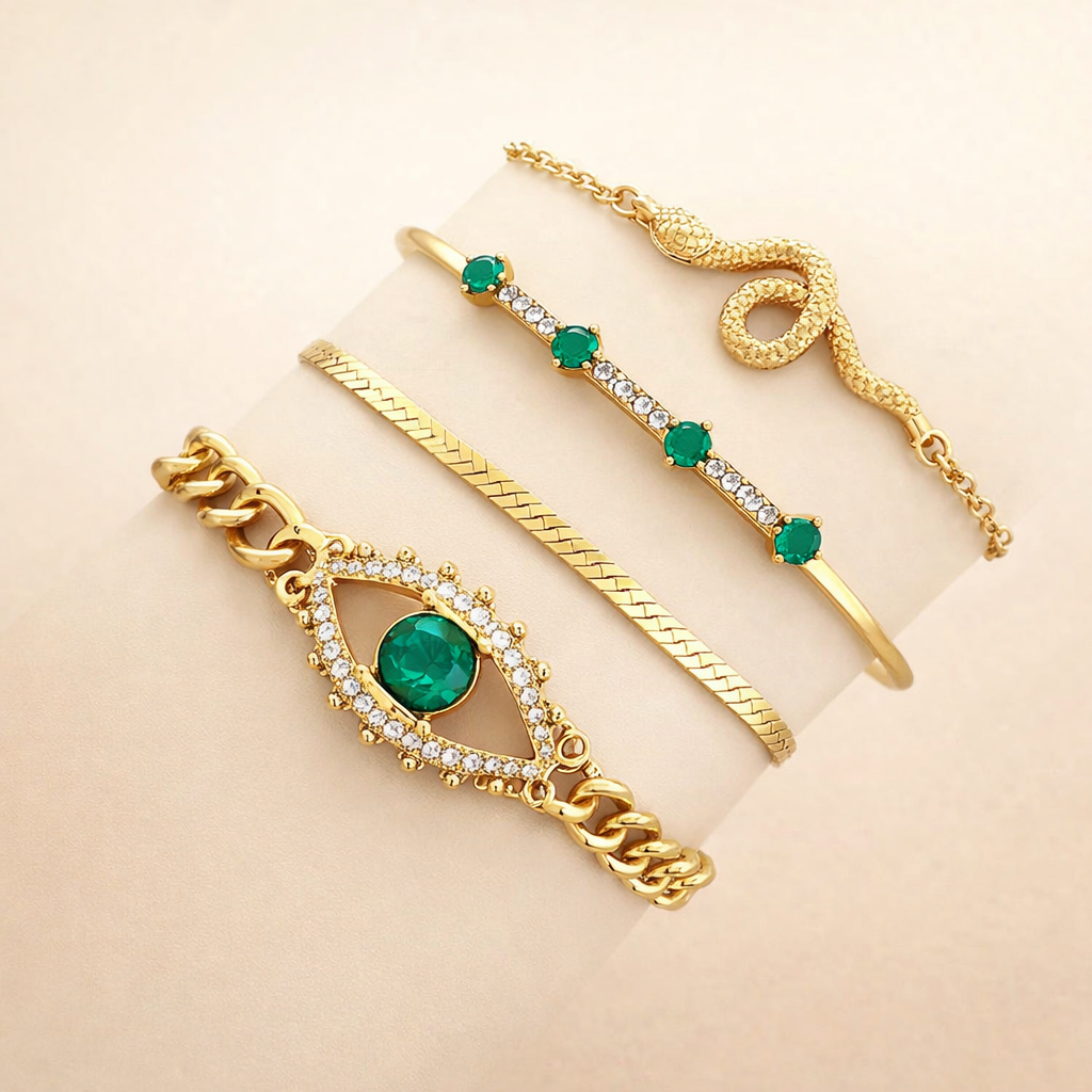 Elegant Gold Bracelet with Refined Details