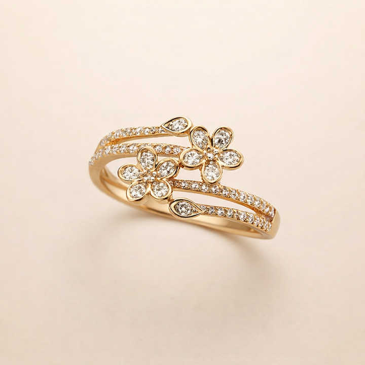 Subtle gold ring with clear flower