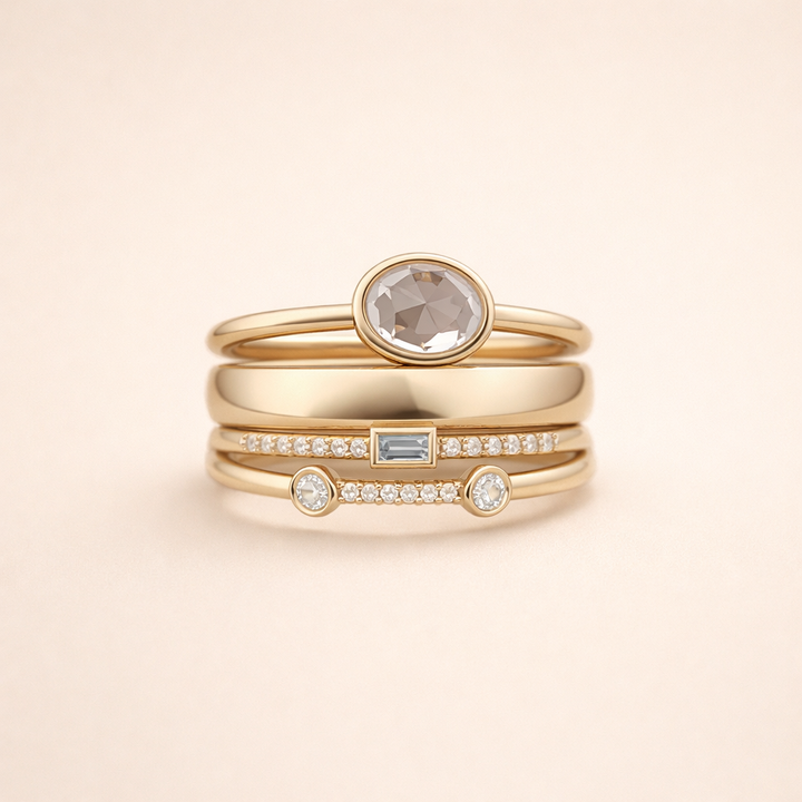 Elegant Gold Ring with Cubic Zirconia in Vintage Style