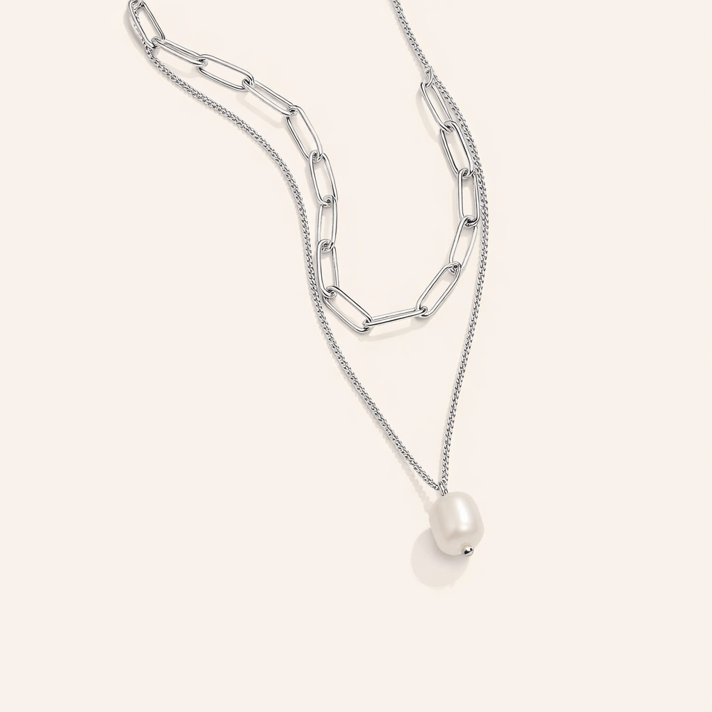 Elegant silver necklace with pearls