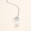 Elegant silver necklace with freshwater pearl