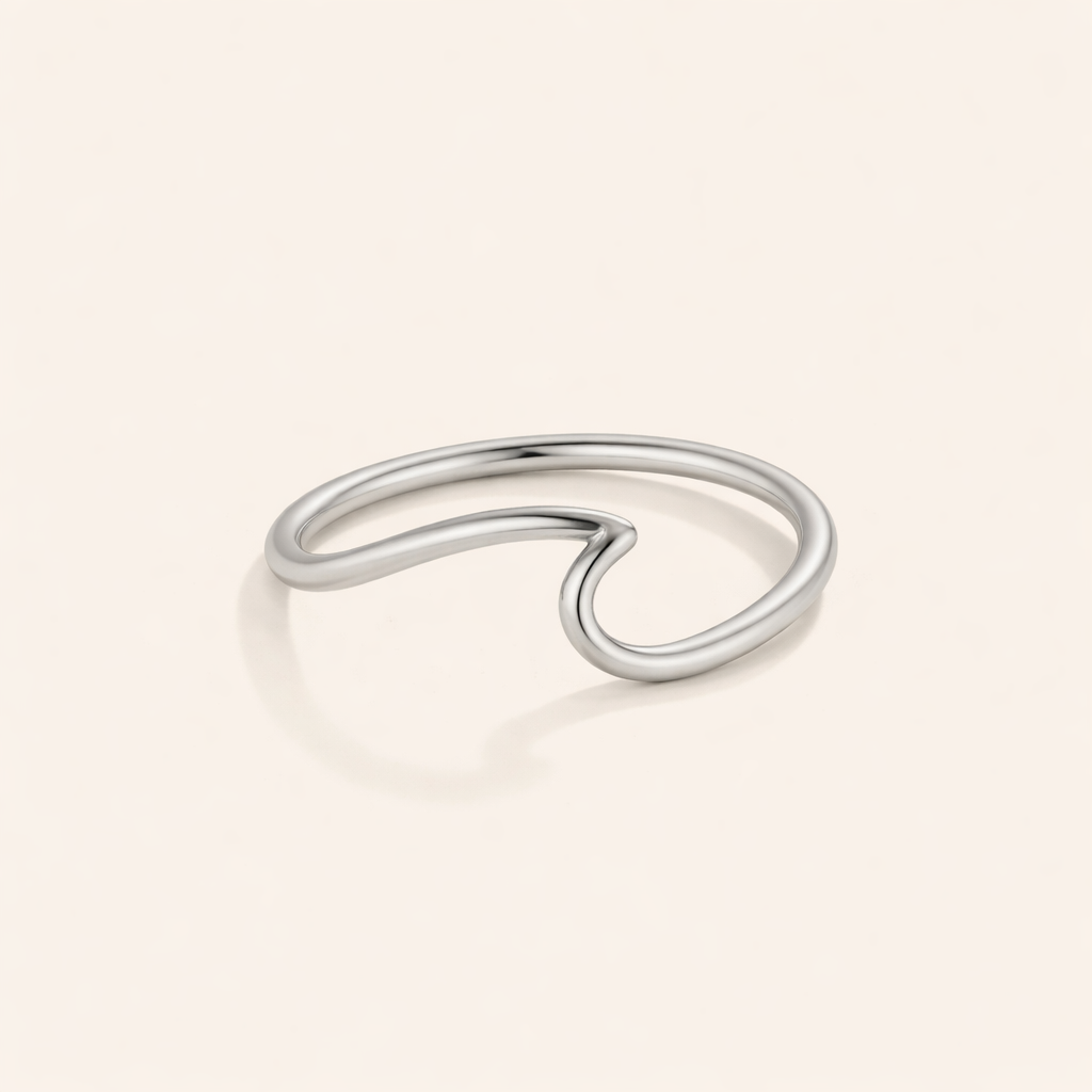 Elegant silver wave ring with refined lines
