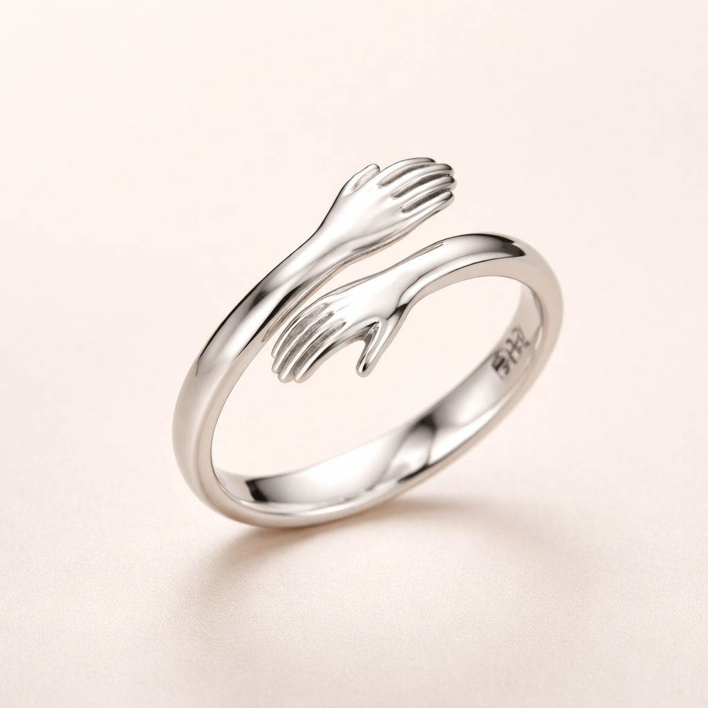 Refined silver ring with adjustable band