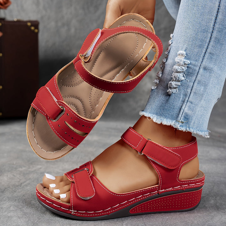 Comfortable orthopedic sandals
