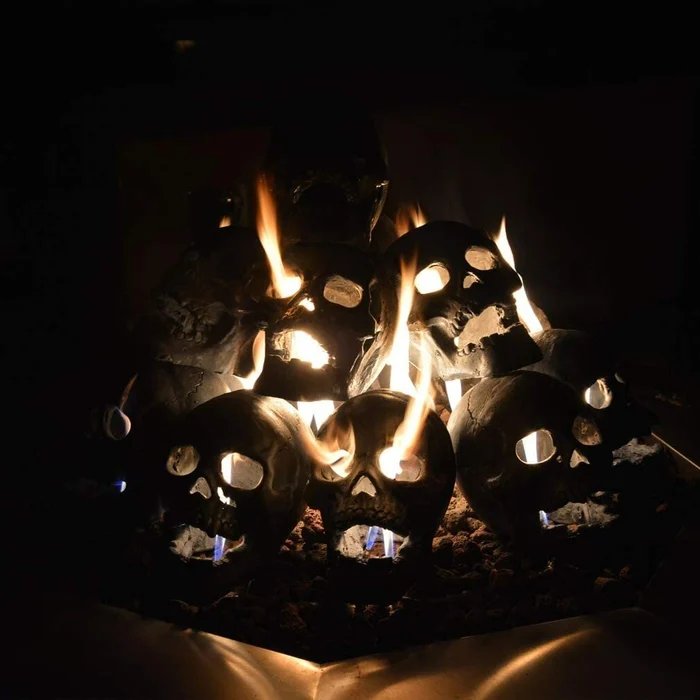 Ceramic Skull Fire Decoration — Smoke-Free Flame Accent for Fire Pits