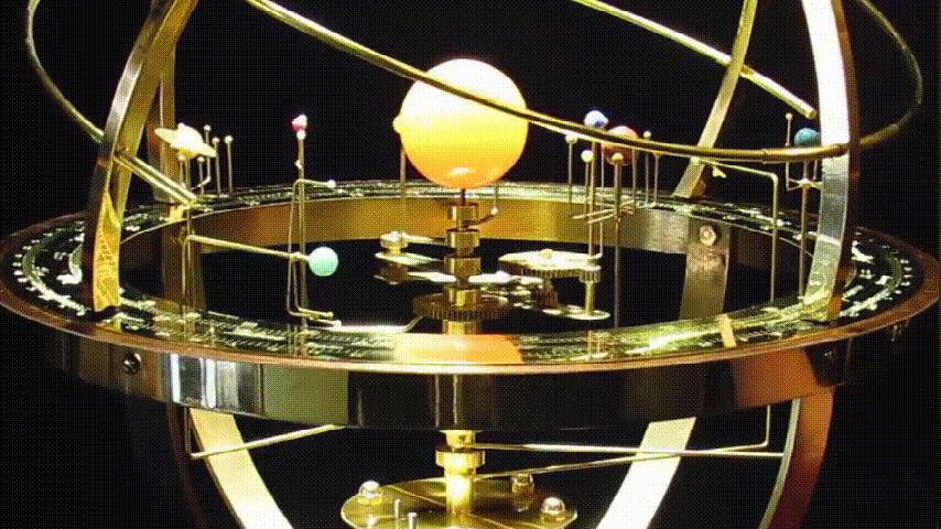 Large orrery model of the solar system – detailed representation of the planets