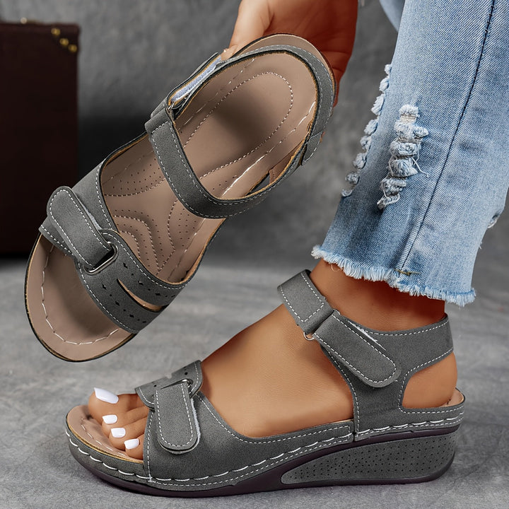 Comfortable orthopedic sandals