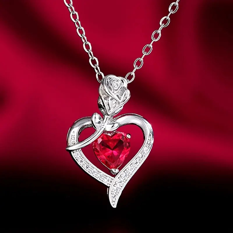 Elegant white gold necklace with refined details