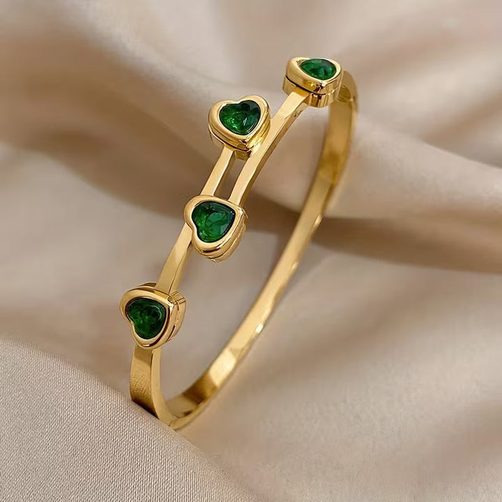 Refined Gold Bracelet with Hearts
