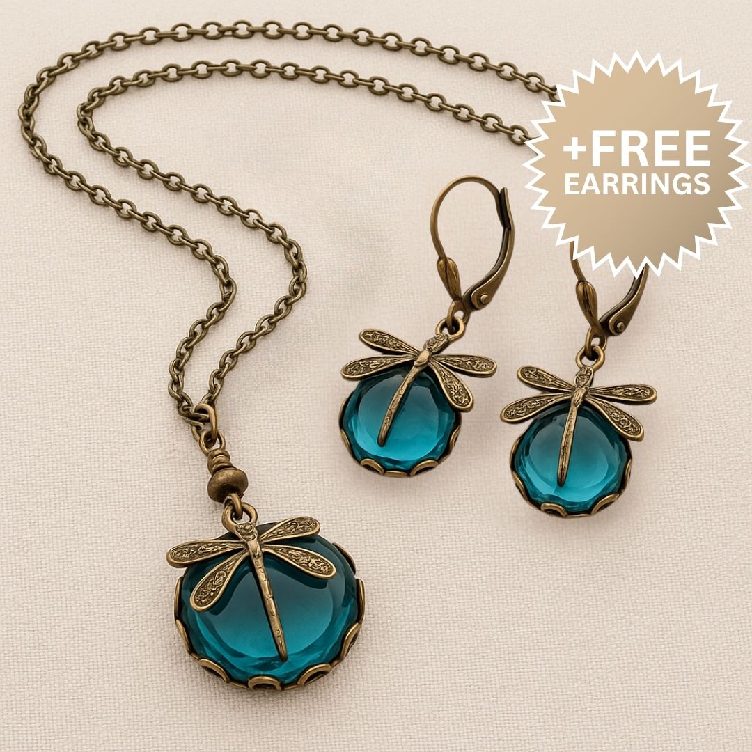 Beautiful Vintage Dragonfly Necklace with Bonus Earrings – Limited-Time Offer