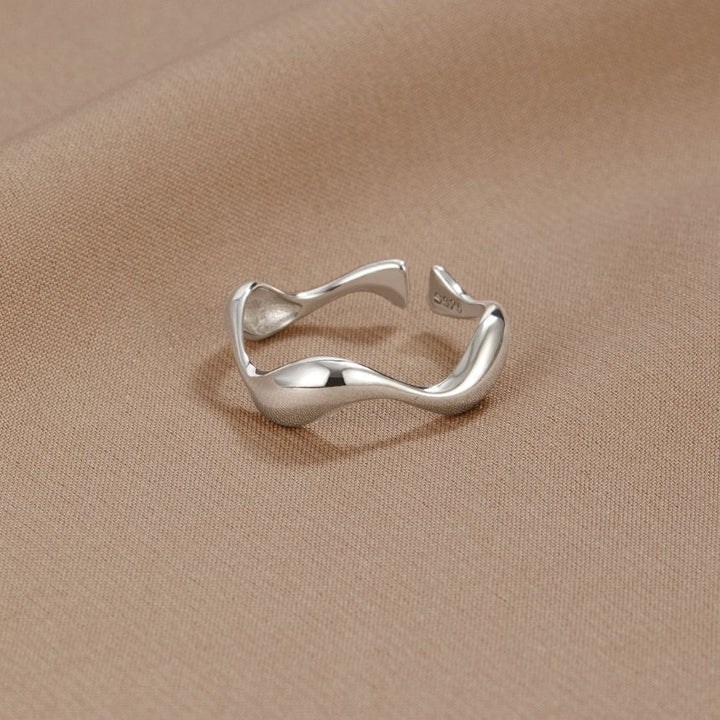 Waves - Silver Ring