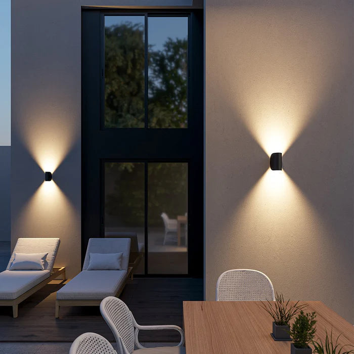 Adjustable Up-Down LED Wall Light – Warm Ambient Light, Modern Design