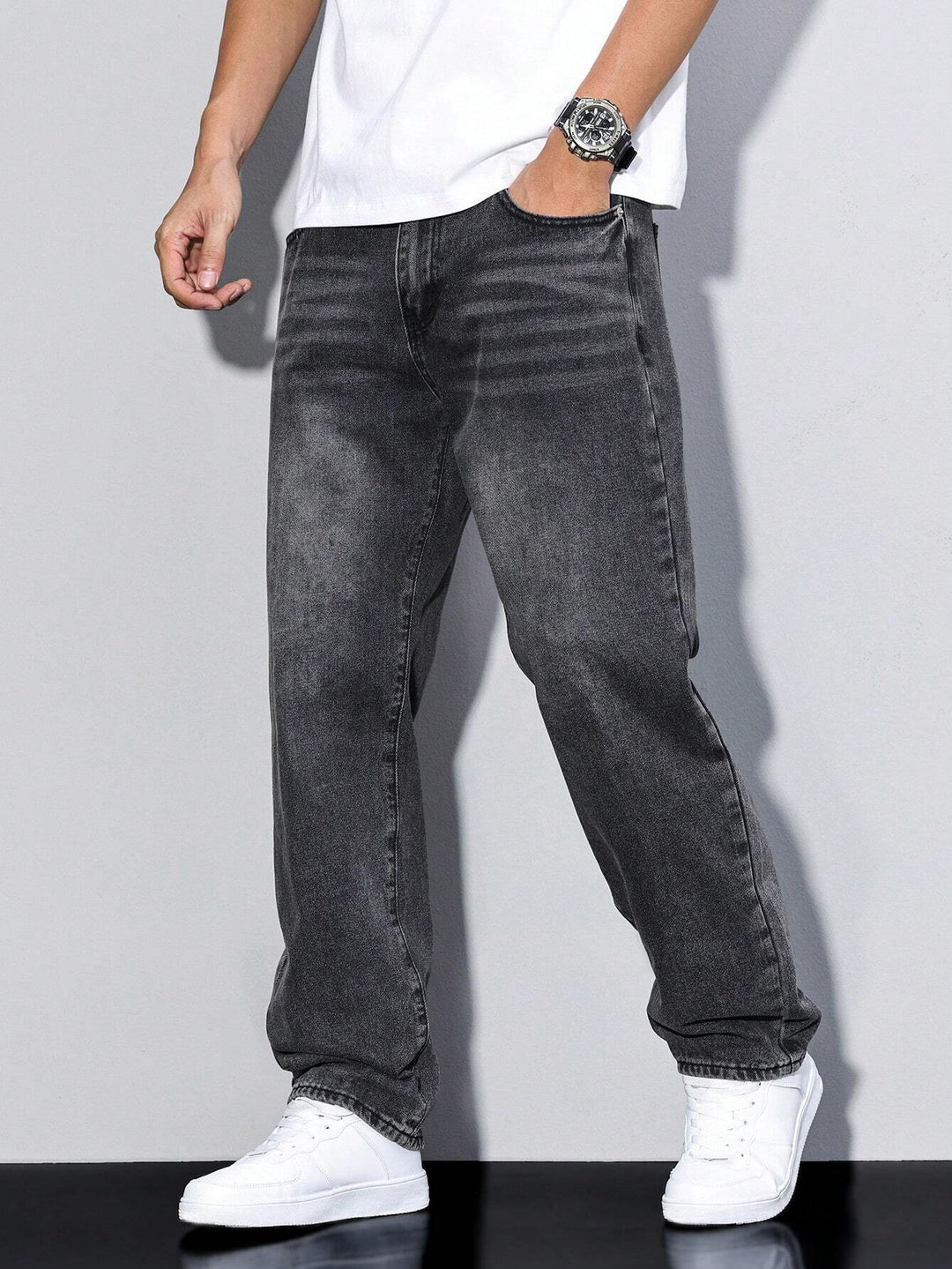 Baggy Jeans - Wide-Cut Denim Pants in a Used Look
