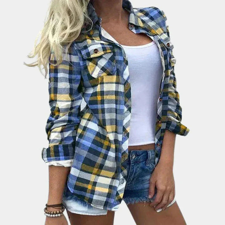 PlaidEase – Women's Blouse with Timeless Plaid Design and Feminine Touch