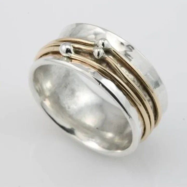 Elegant layered ring in mixed gold and silver