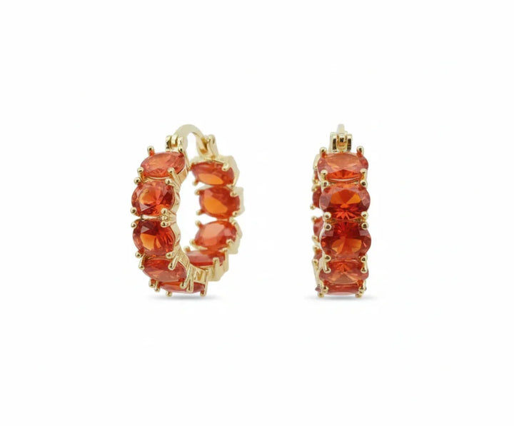 Elegant gold earrings with refined crown shape