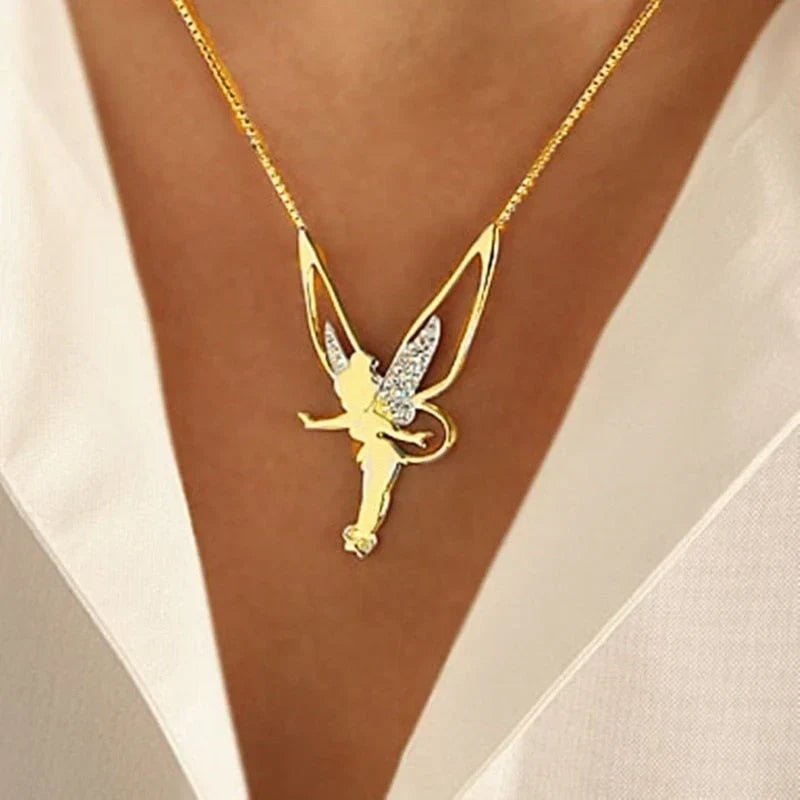 Dreamy white gold necklace with delicate stars