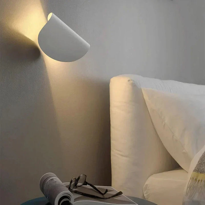Adjustable Up-Down LED Wall Light – Warm Ambient Light, Modern Design
