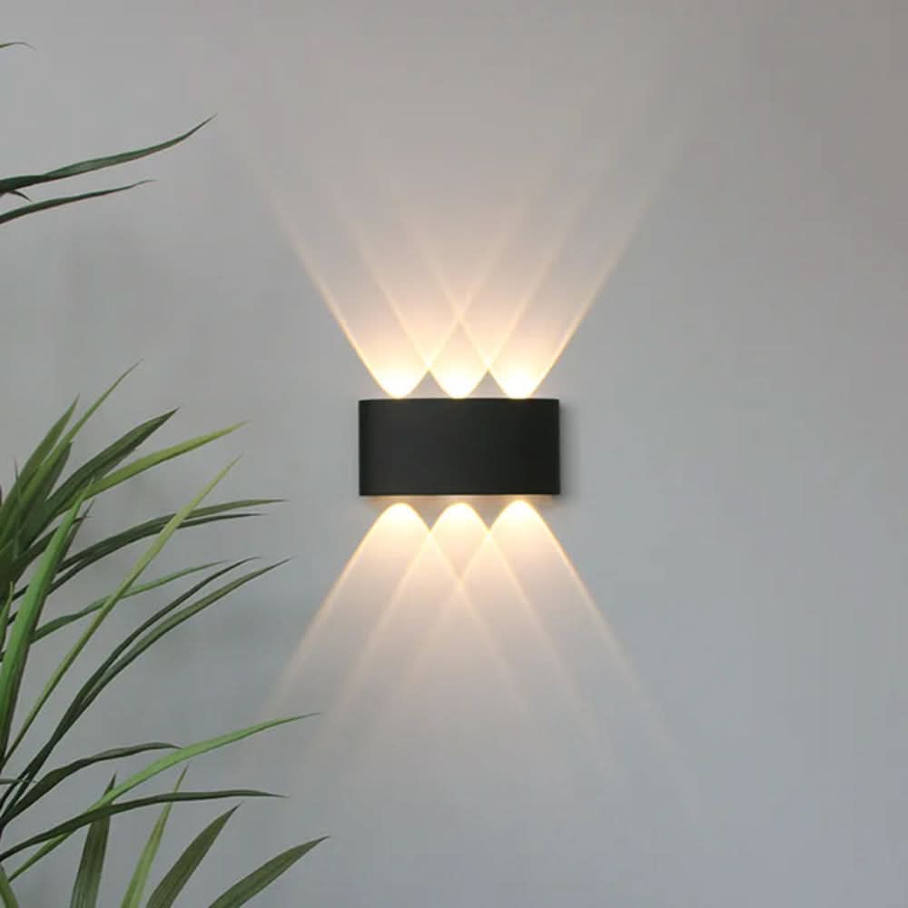 Outdoor LED Wall Light – IP65-rated, weatherproof, hard-wired