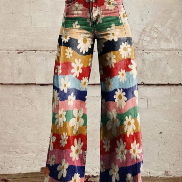 Trendy Retro Flared High-Waisted Floral Pants - Mirella