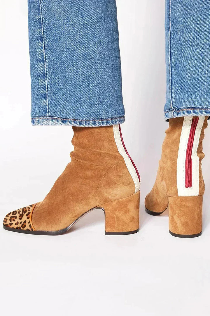 Elegant women's heeled boots