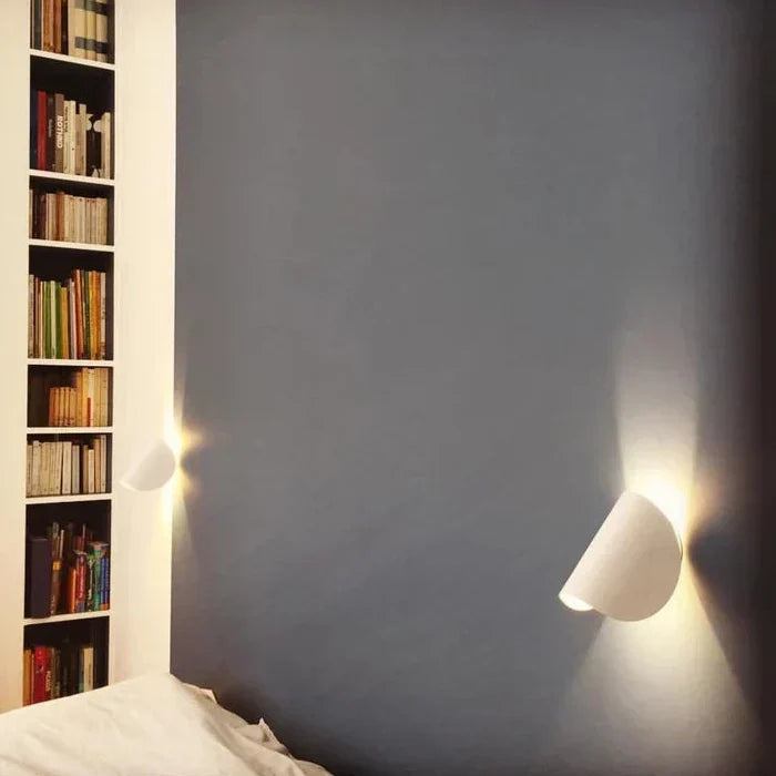 Adjustable Up-Down LED Wall Light – Warm Ambient Light, Modern Design