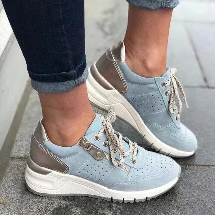 Women's Walking Shoes