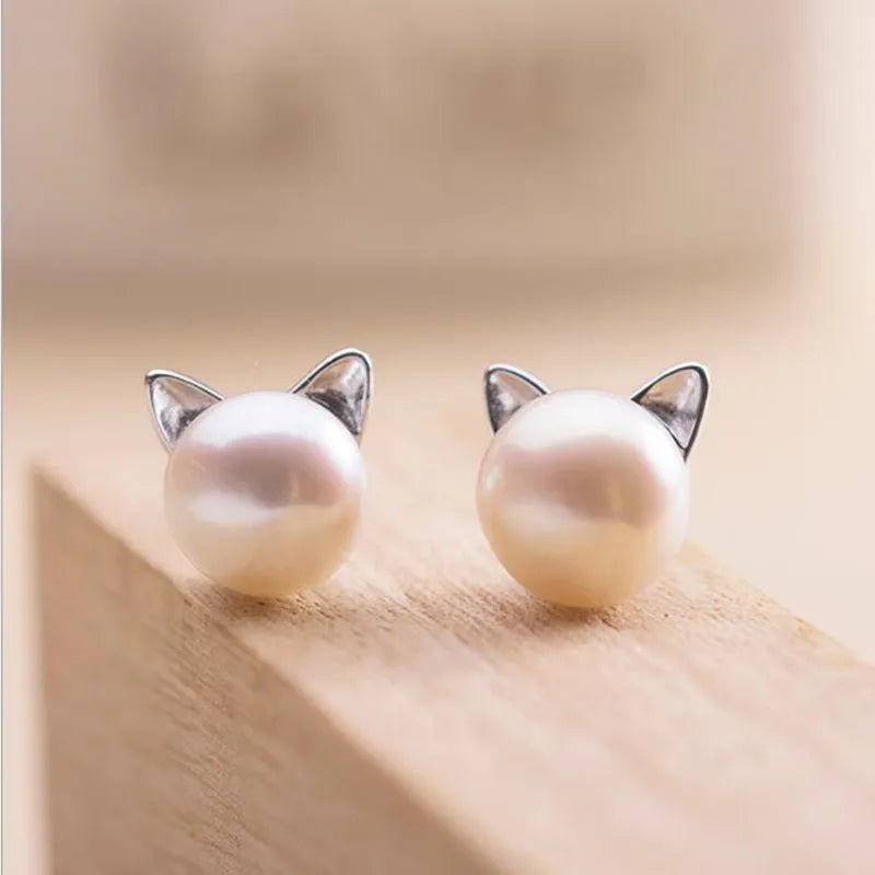 Cat pearl stud earrings in sterling silver