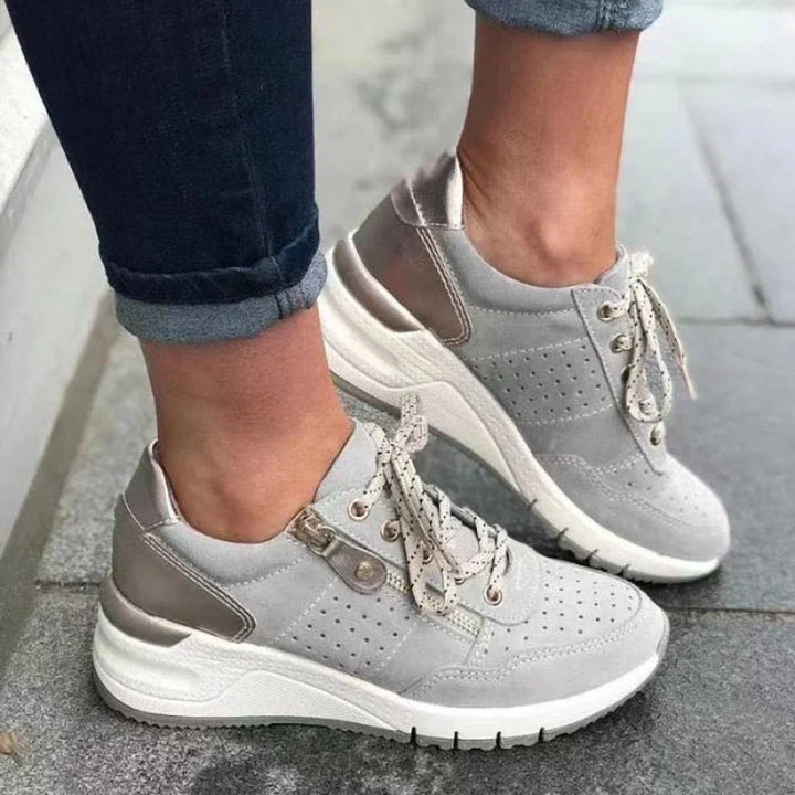 Women's Walking Shoes
