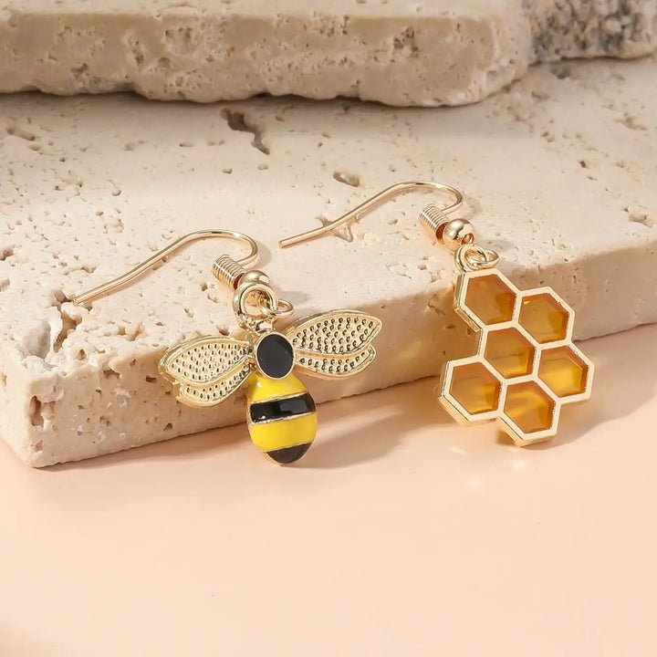 Honeycomb & Bee Earrings – Gold Jewelry for Women