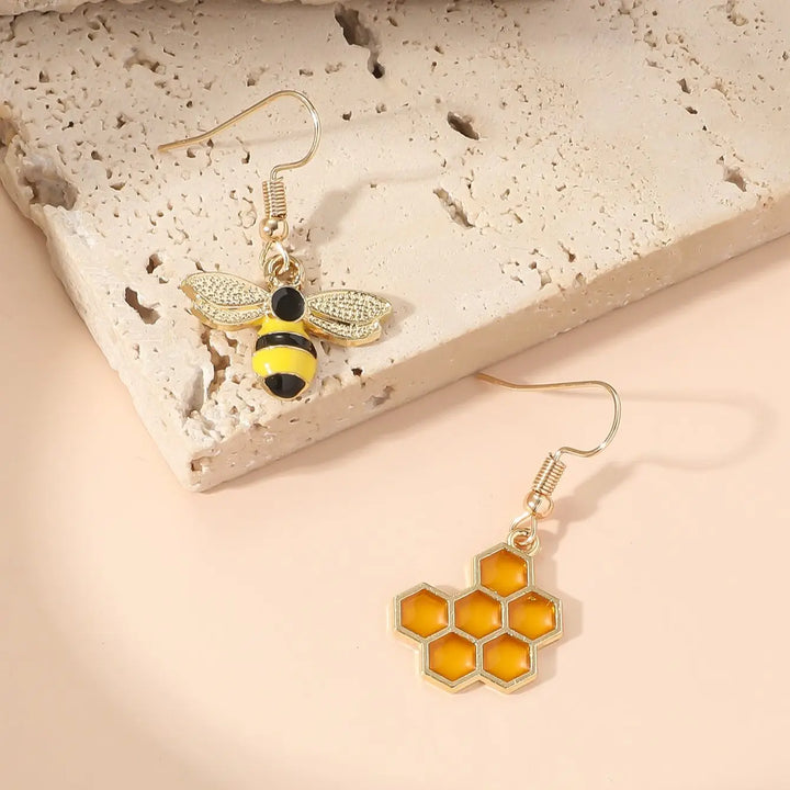 Honeycomb & Bee Earrings – Gold Jewelry for Women