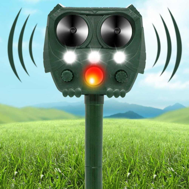 Ultrasonic Cat, Dog, Fox and Rat Repellent