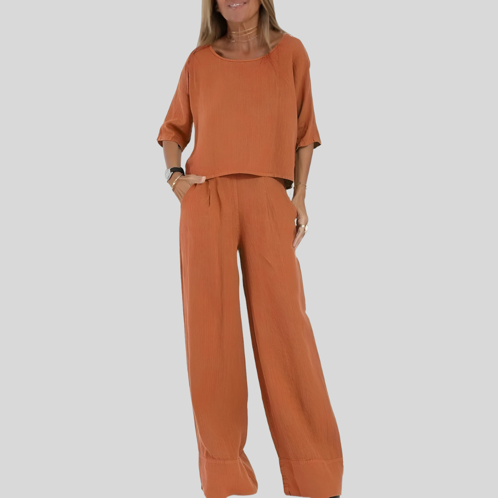 Women’s Relaxed Fit Two Piece Set