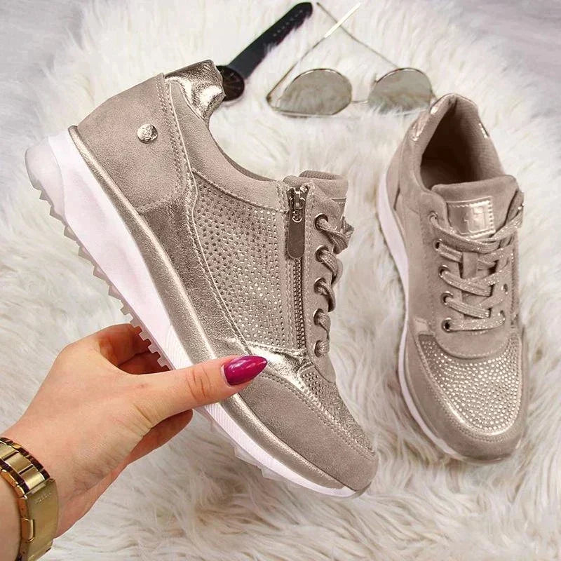 Comfortable women's shoes with arch support and non-slip sole