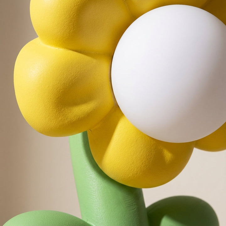 Whimsical Flower Table Lamp - Solabloom