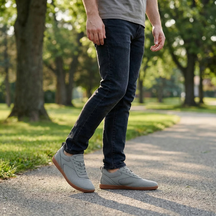 Barefoot-style trainer with a wide toe box - Gregory