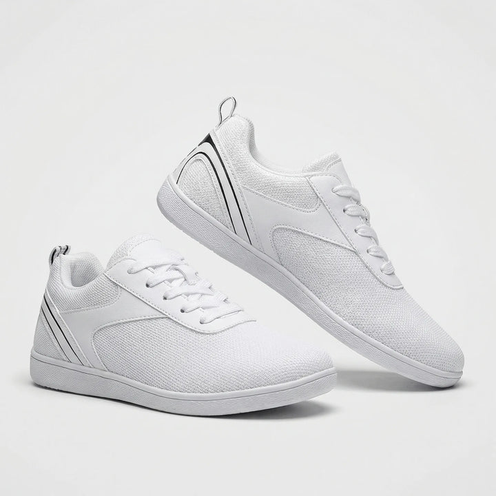 Barefoot-style trainer with a wide toe box - Gregory