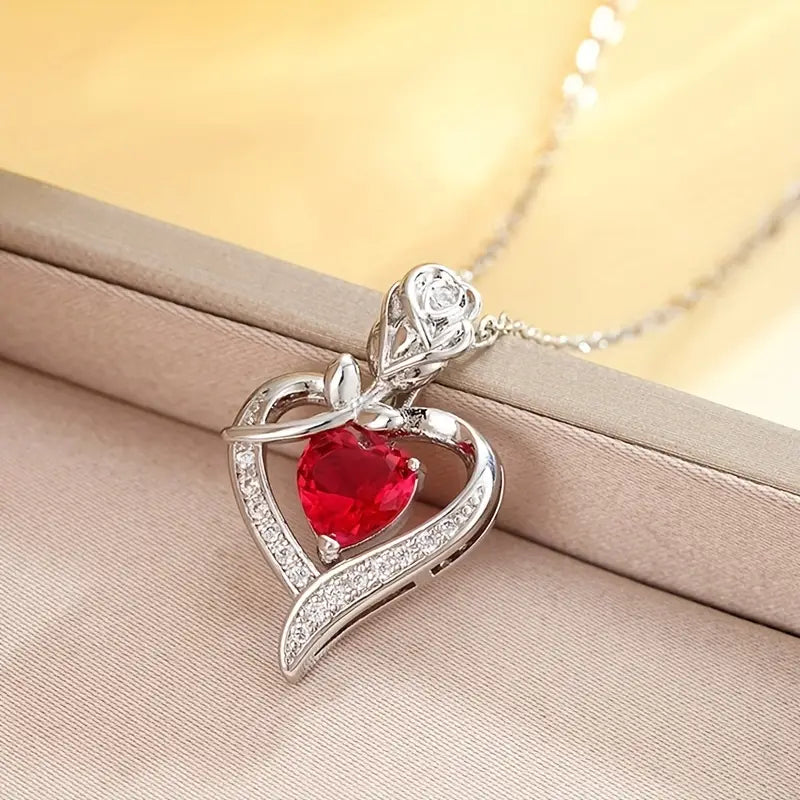 Elegant white gold necklace with refined details