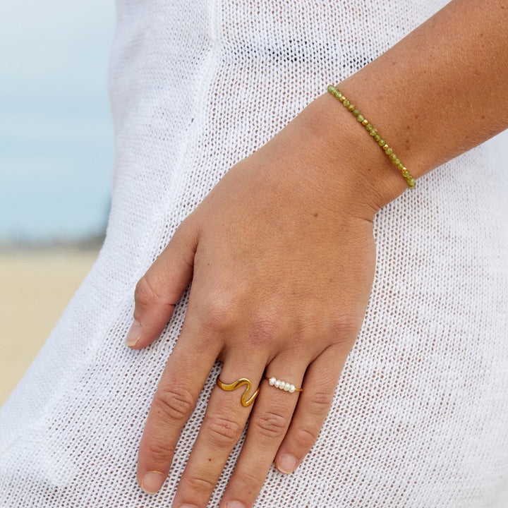 Refined freshwater pearl ring